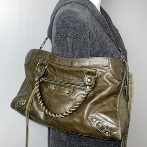 Authentic BALENCIAGA Classic City Bag - Medium Oliv Leather Super Soft